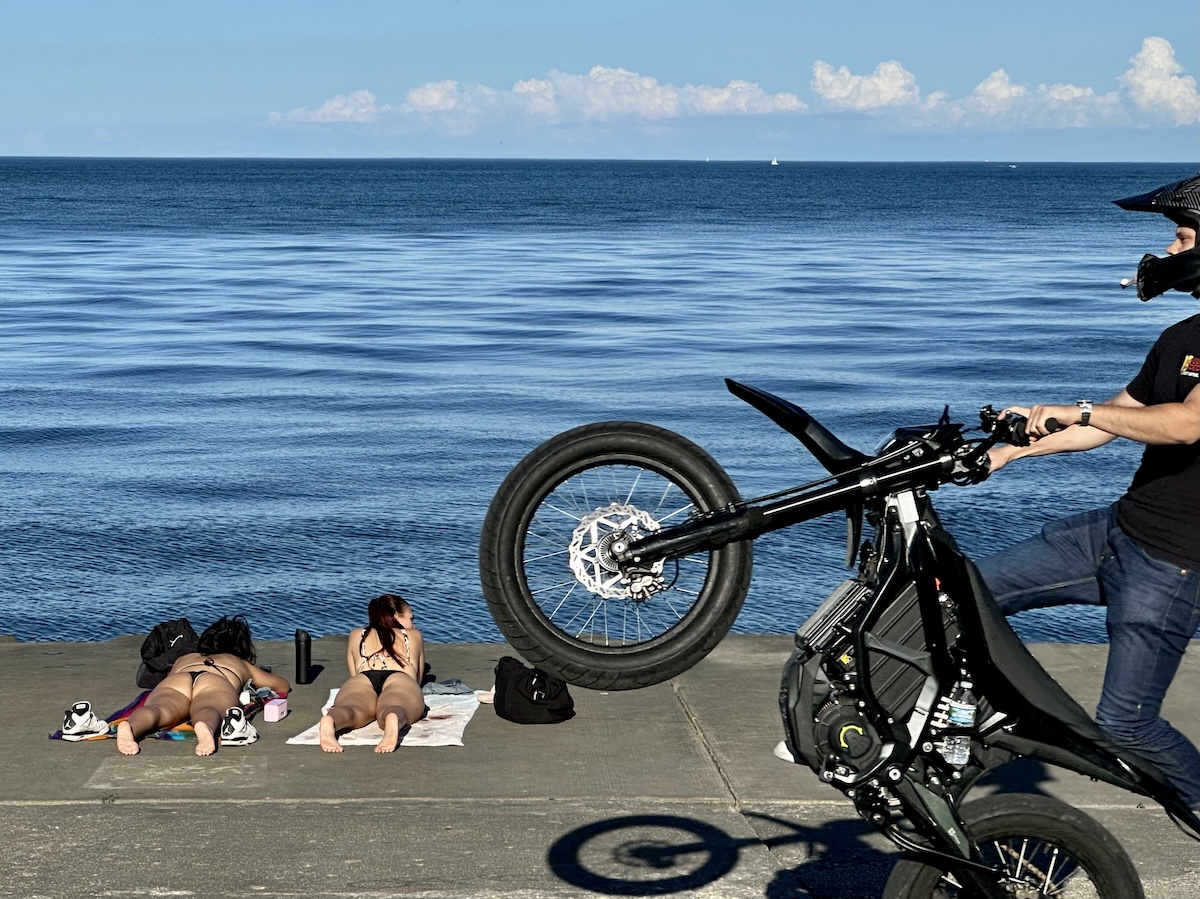 Lakefront Rider