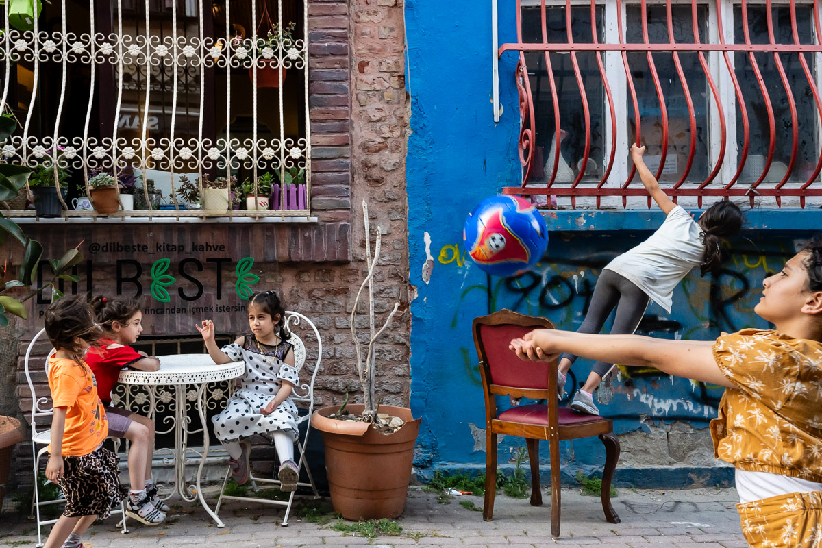 Girl's Play on a residential street of Beyoğlu, Istanbul