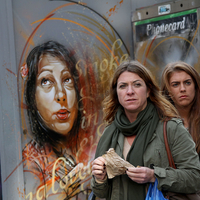 Street Life Meets Street Art