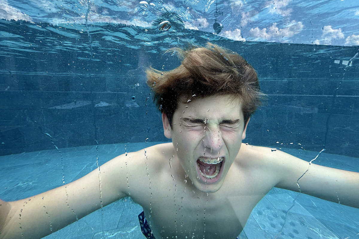 Underwater Scream