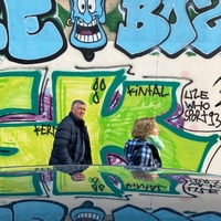 Street art vs people