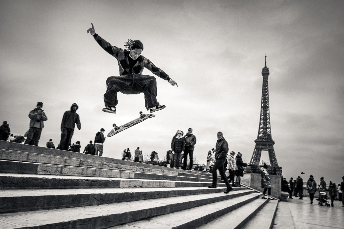 Skateboarding at the Place du Trocadéro, Paris
