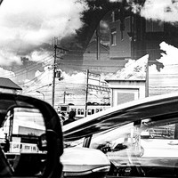 A Fleeting Glitch of the Street