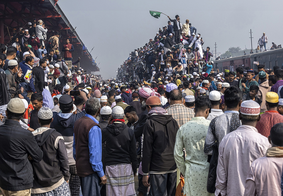 Toji train station in Dhaka